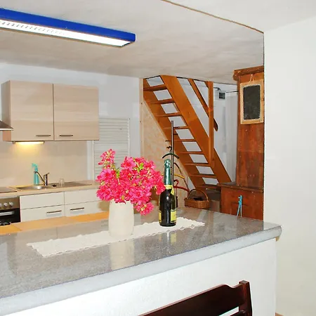 Casa Strecce - App- 2 By Interhome Crana